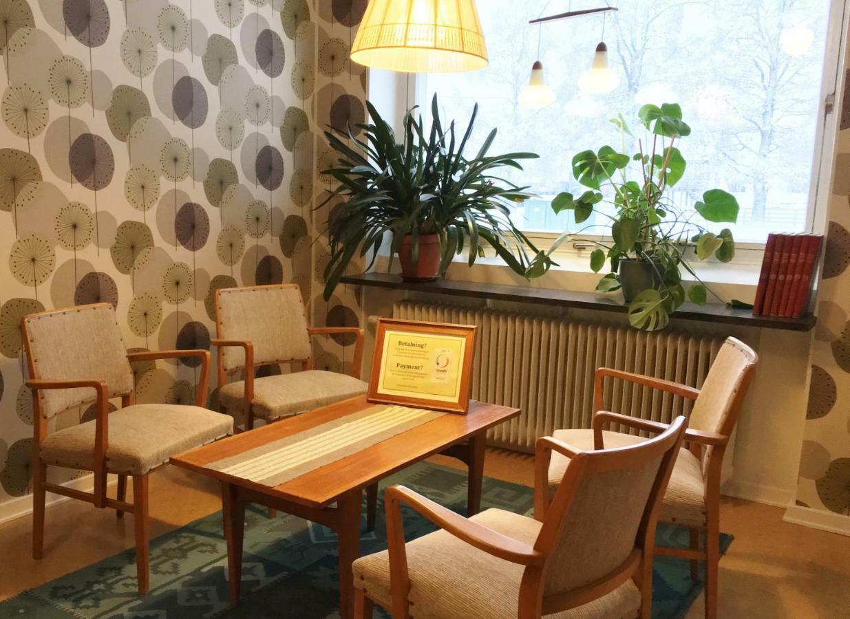 Tullingsasgarden Stroemsunds Vandrarhem Екстериор снимка